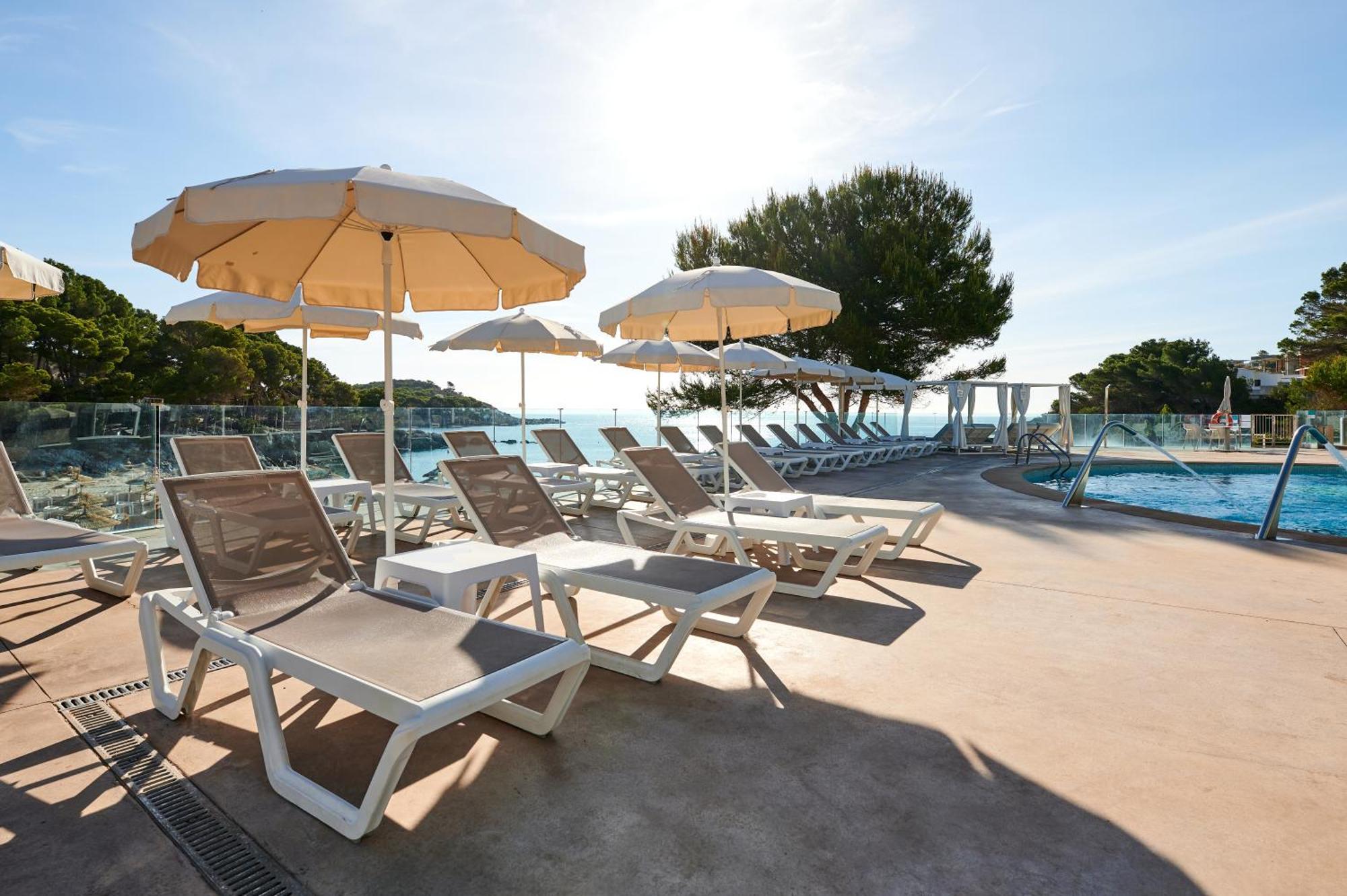 Aluasoul Carolina - Adults Only Hotel Font de sa Cala Kültér fotó